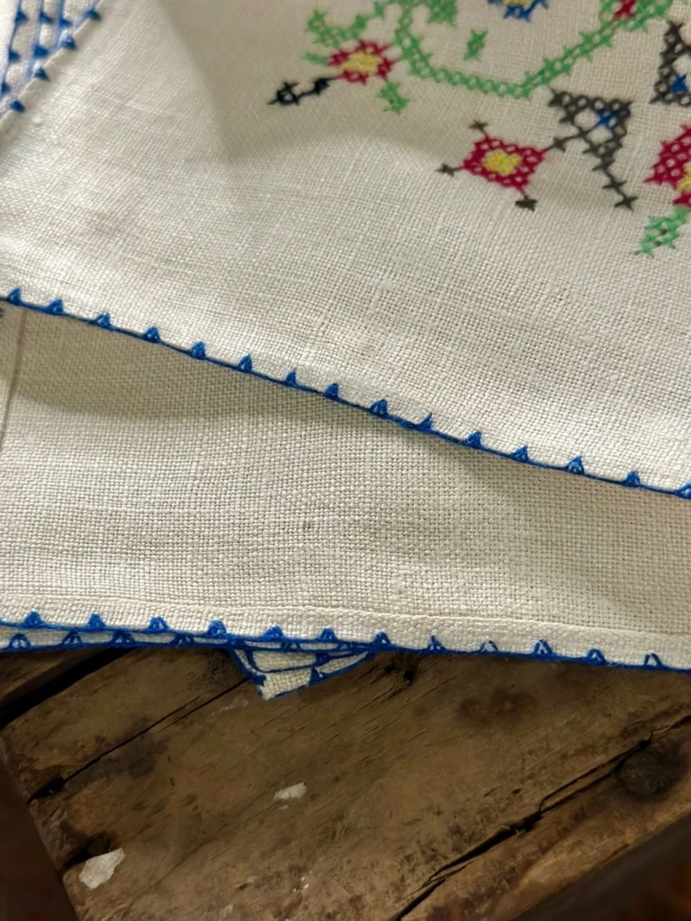 6 Vintage Hand Embroidered Floral Linen Napkins with Blue Trim